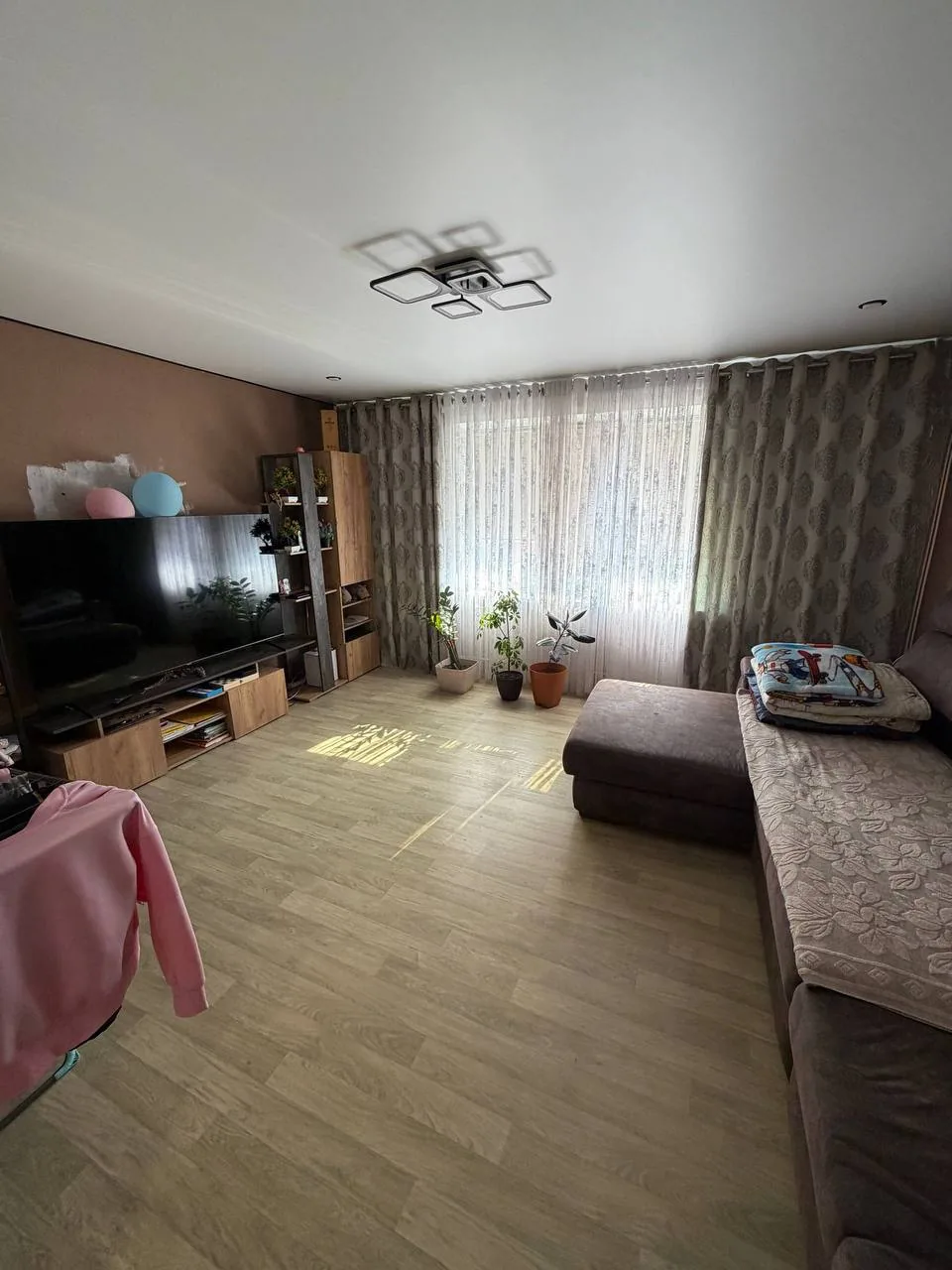 3-комнатная 66.1 м² на улице Лауреатов, 33