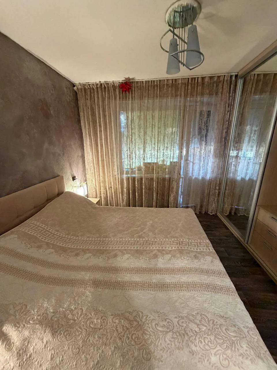 3-комнатная 66.1 м² на улице Лауреатов, 33